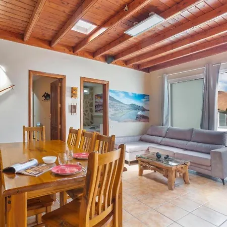 Вилла Juan Martin Уга